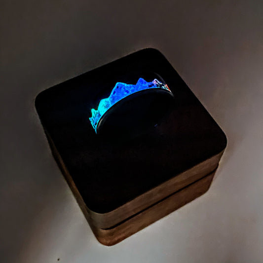 Mountain Carbon Fiber Ring